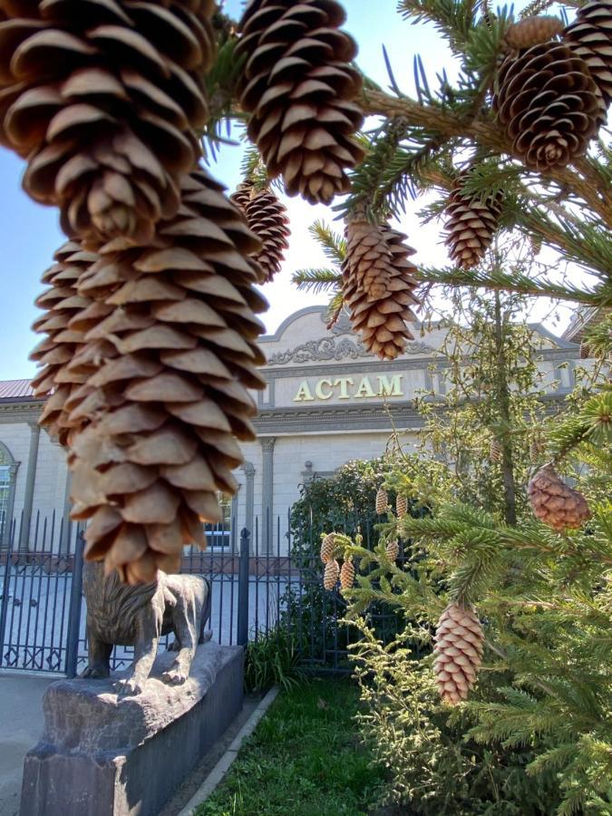 Hotel Astam Костанай Екстер'єр фото