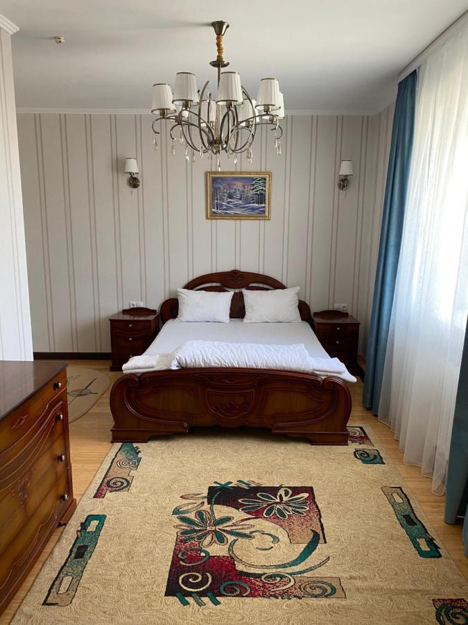 Hotel Astam Костанай Екстер'єр фото